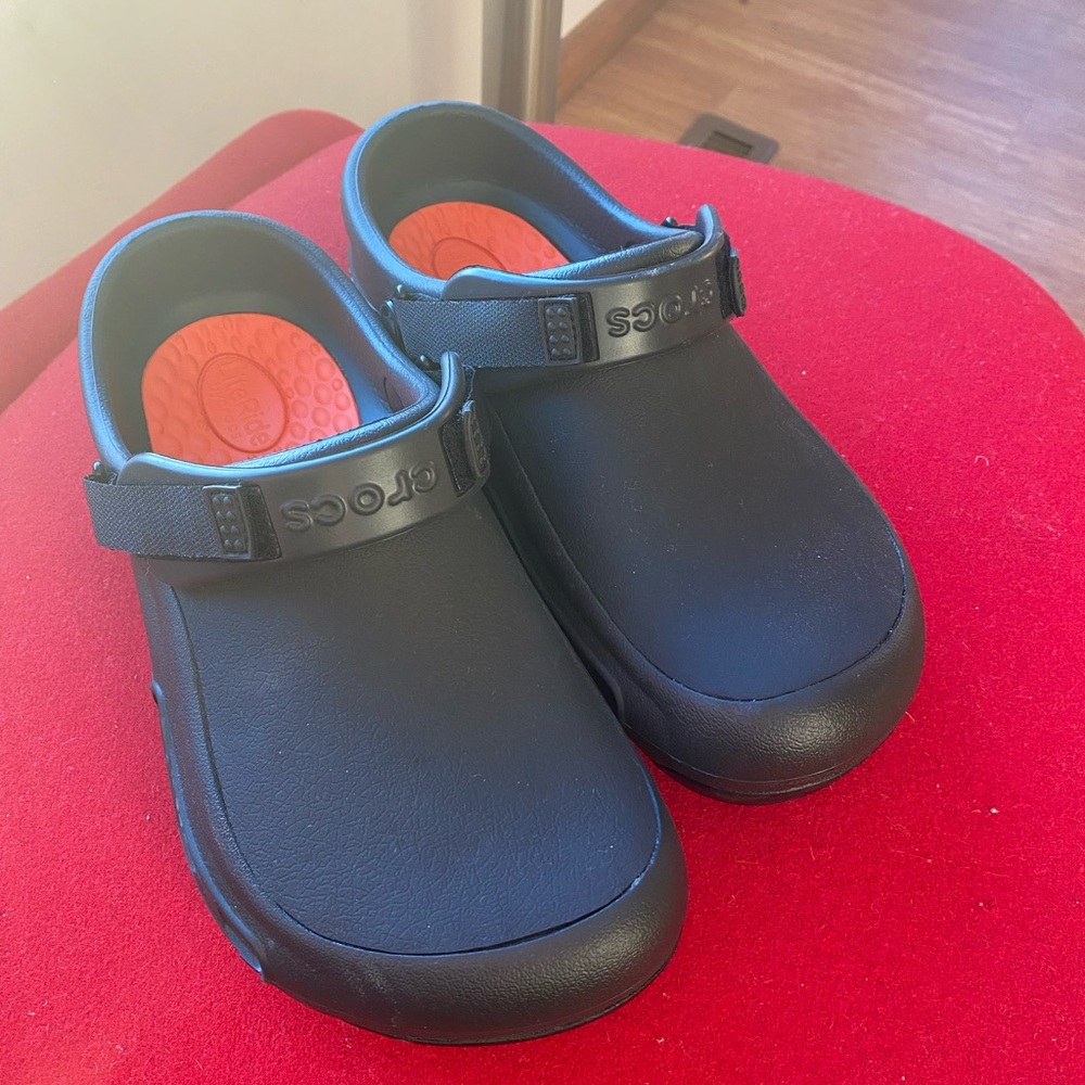 Crocs “work bistro literide clog” black. WOMENS 11. Men’s 9. Worn once.